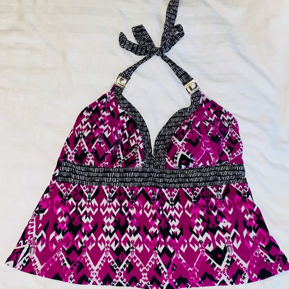 Women’s Catalina Swim top
